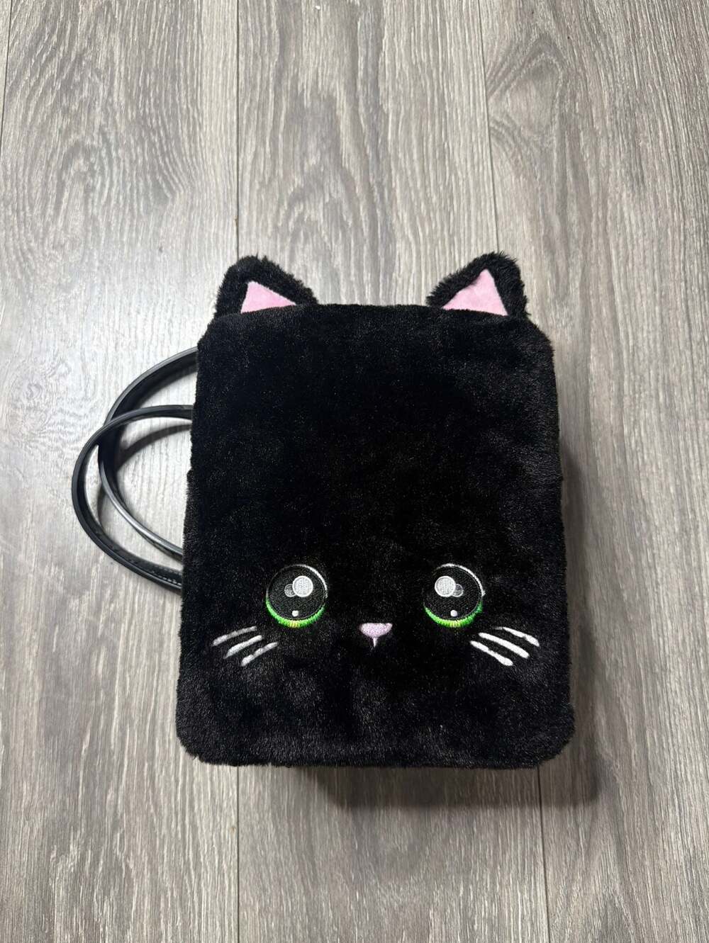 Na! Na! Na! Surprise 3-in-1 Backpack Bedroom Playset Black Cat Tuesday Meow Doll